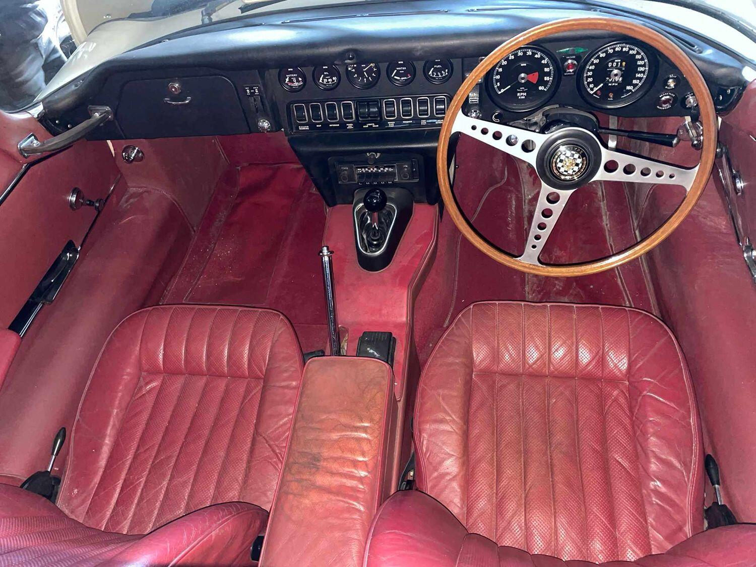 Used Jaguar E-Type 1984 for sale - 76817523: Photo 10