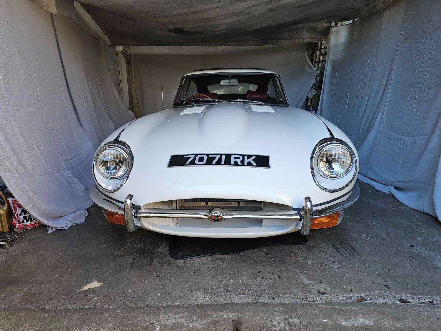 Used Jaguar E-Type 1984 for sale - 76817523: Photo 2