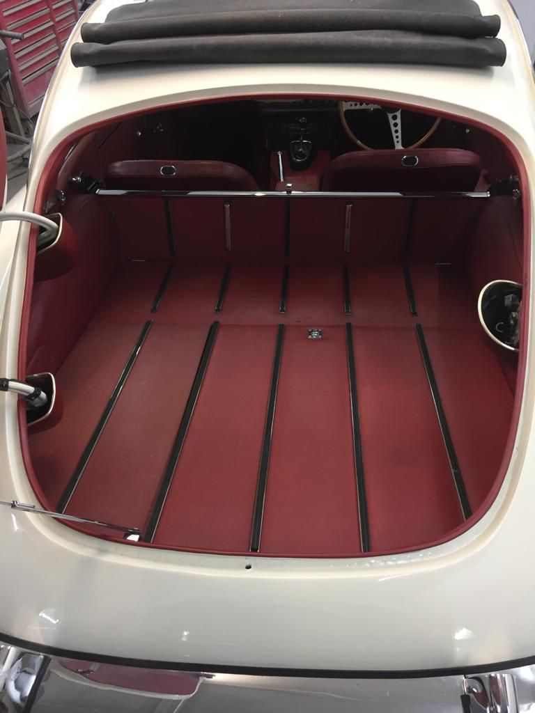 Used Jaguar E-Type 1984 for sale - 76817523: Photo 6