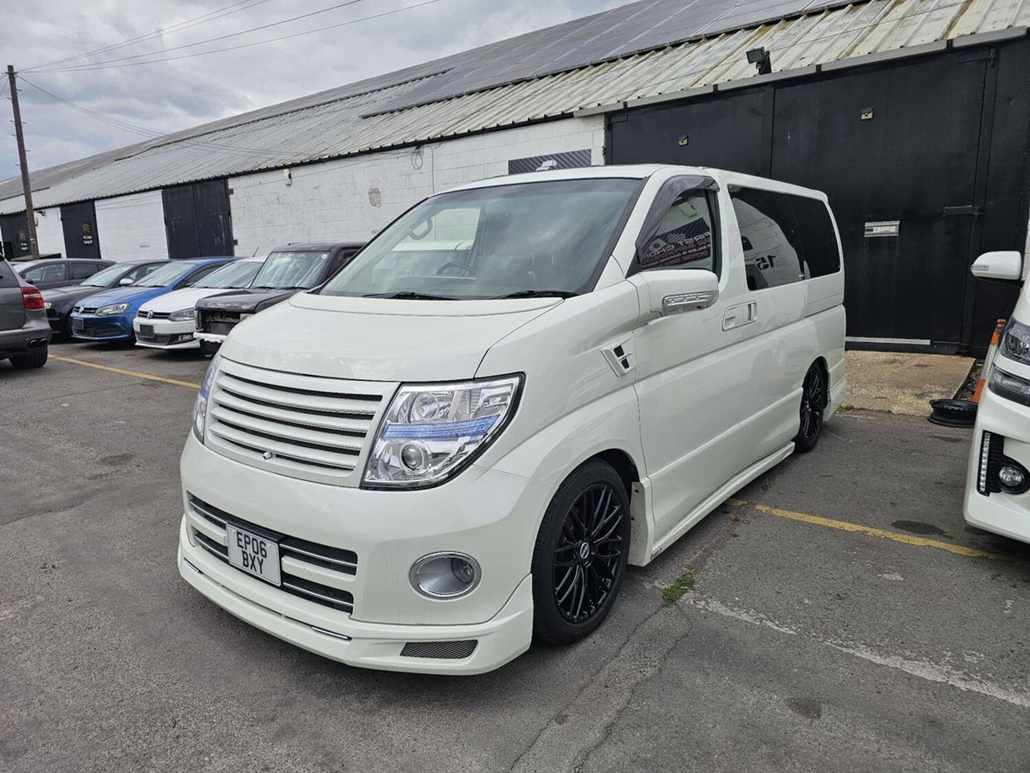 Used Nissan Elgrand 2025 for sale - 76793969: Photo 2