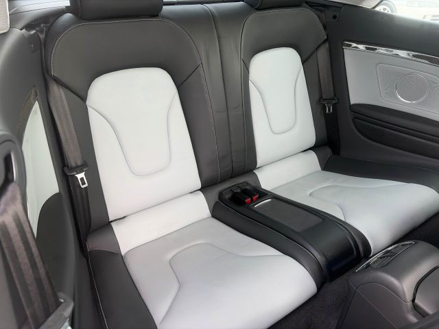 Used Audi S5 2010 for sale - 77632408: Photo 15