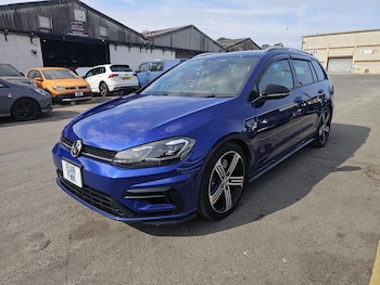 Used Volkswagen Golf 2018 for sale - 75677138: Photo