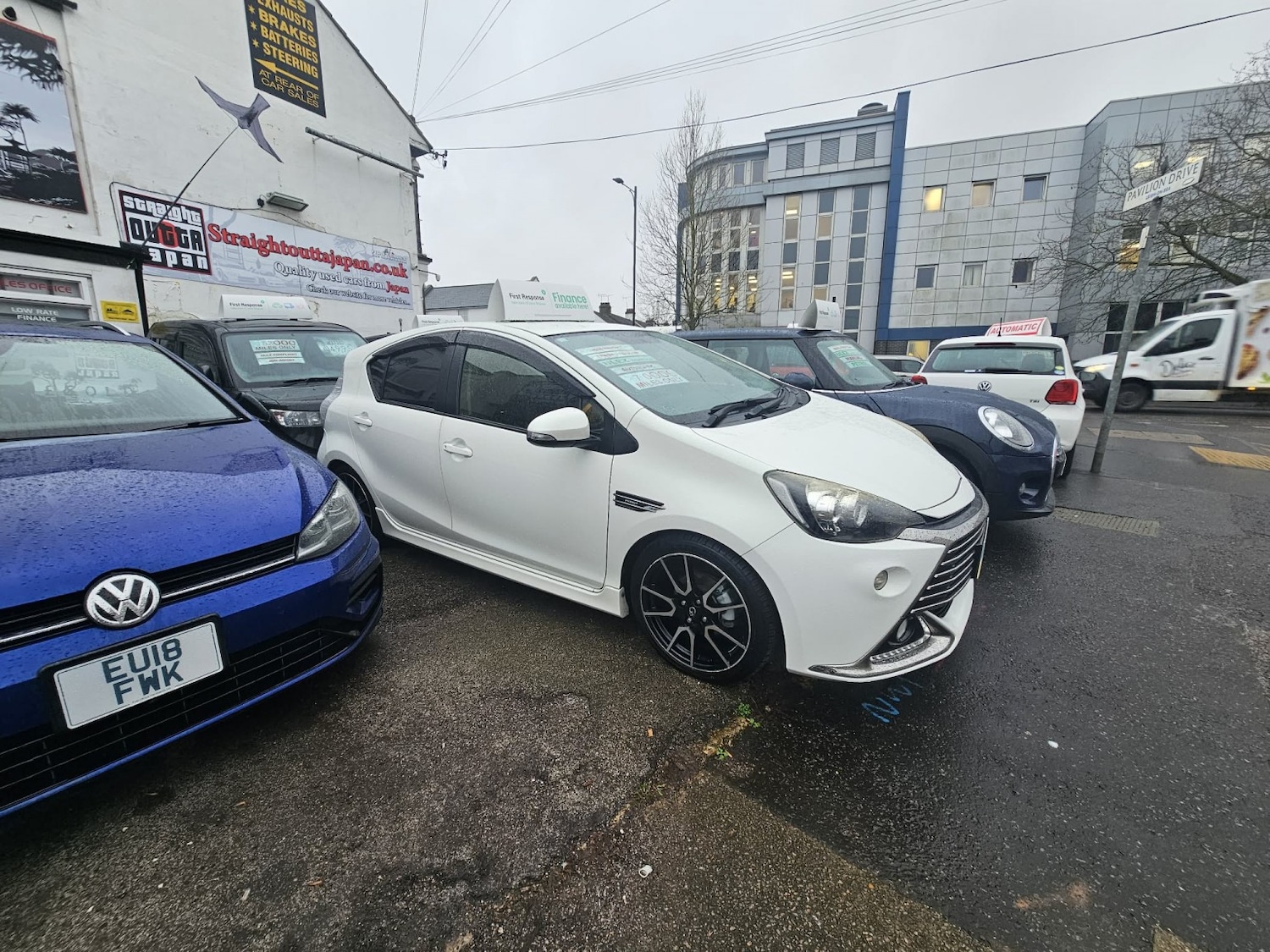 Used Toyota Aqua 2025 for sale - 77474808: Photo 5