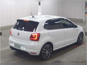 Used Volkswagen Polo 2015 for sale - 77921293: Photo