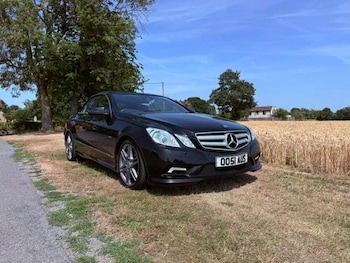Used Mercedes-Benz E Class 2010 for sale - 79177049: Photo