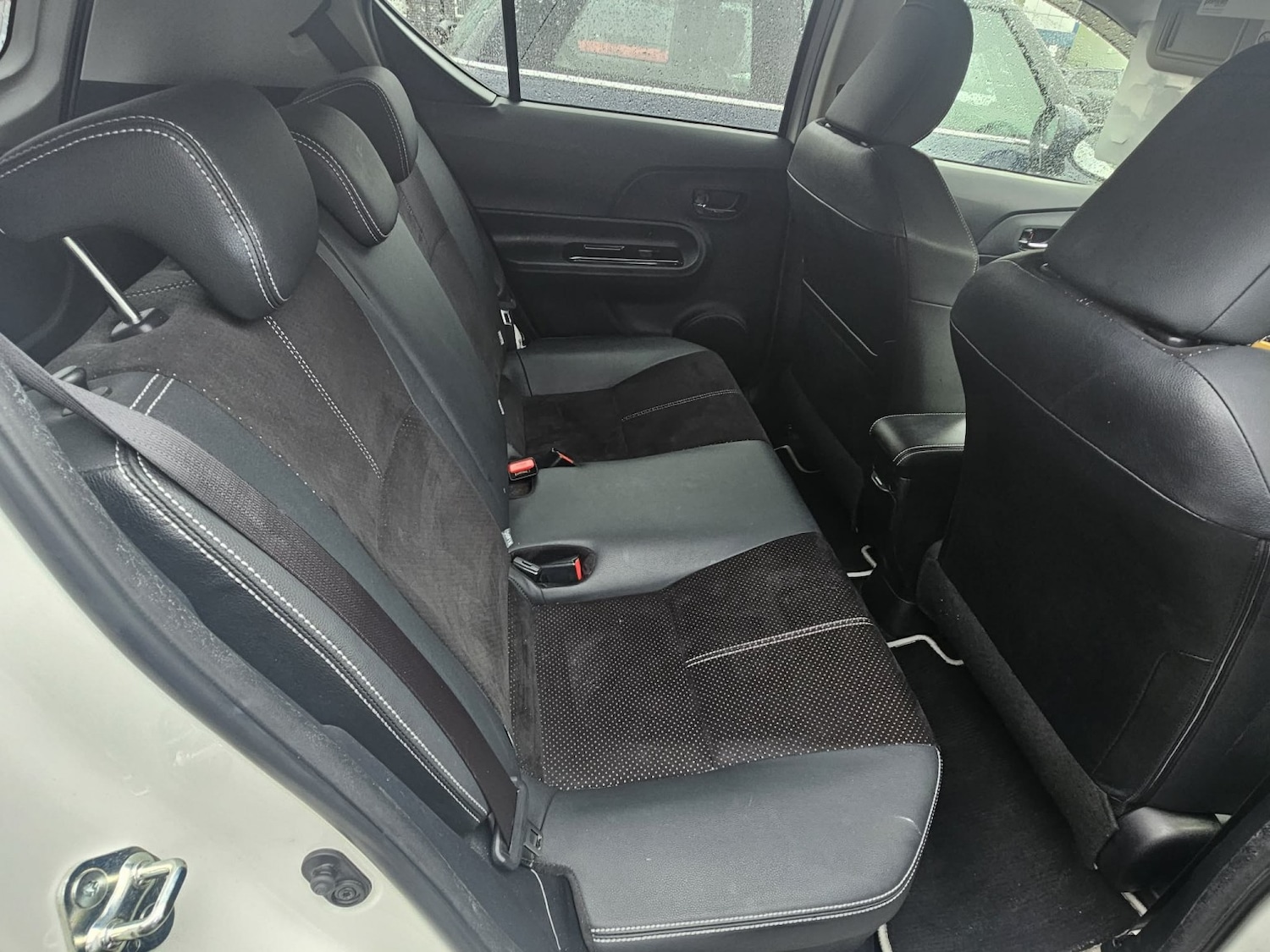 Used Toyota Aqua 2025 for sale - 77578405: Photo 18