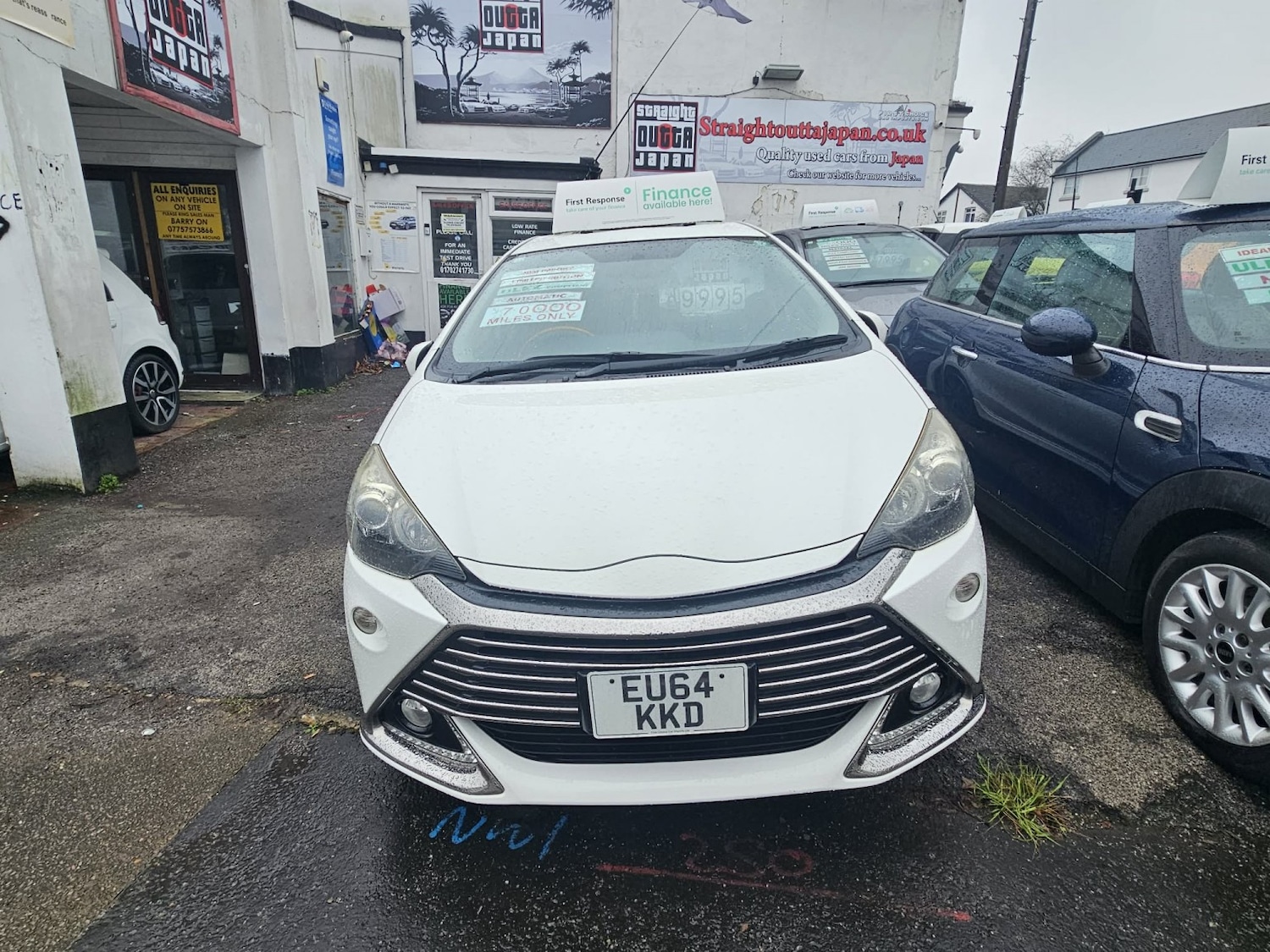 Used Toyota Aqua 2025 for sale - 77578405: Photo 2