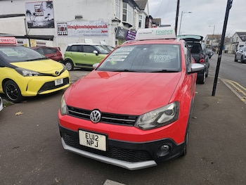 Used Volkswagen Polo 2011 for sale - 76656264: Photo