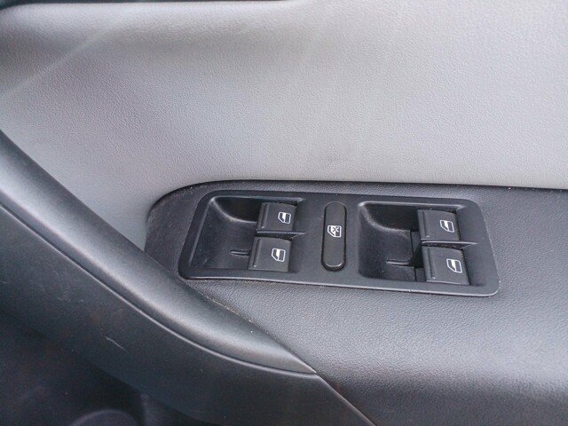 Used Volkswagen Polo 2003 for sale - 76769215: Photo 11