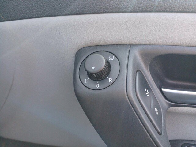 Used Volkswagen Polo 2003 for sale - 76769215: Photo 12