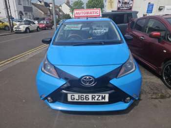 2016 - 1.0 VVT-i x-cite 5-Door