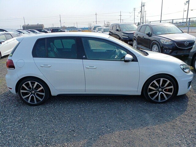 Used Volkswagen Golf 2022 for sale - 76793976: Photo 2