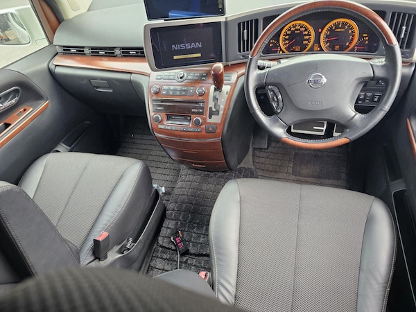 Used Nissan Elgrand 2025 for sale - 75740425: Photo 10