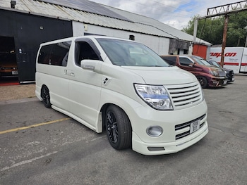 Used Nissan Elgrand 2025 for sale - 75740425: Photo