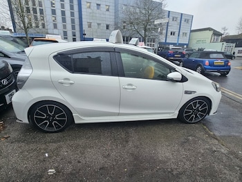 Used Toyota Aqua 2014 for sale - 79042122: Photo