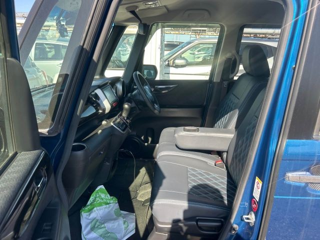 Used Honda N-Box 2026 for sale - 77807075: Photo 18