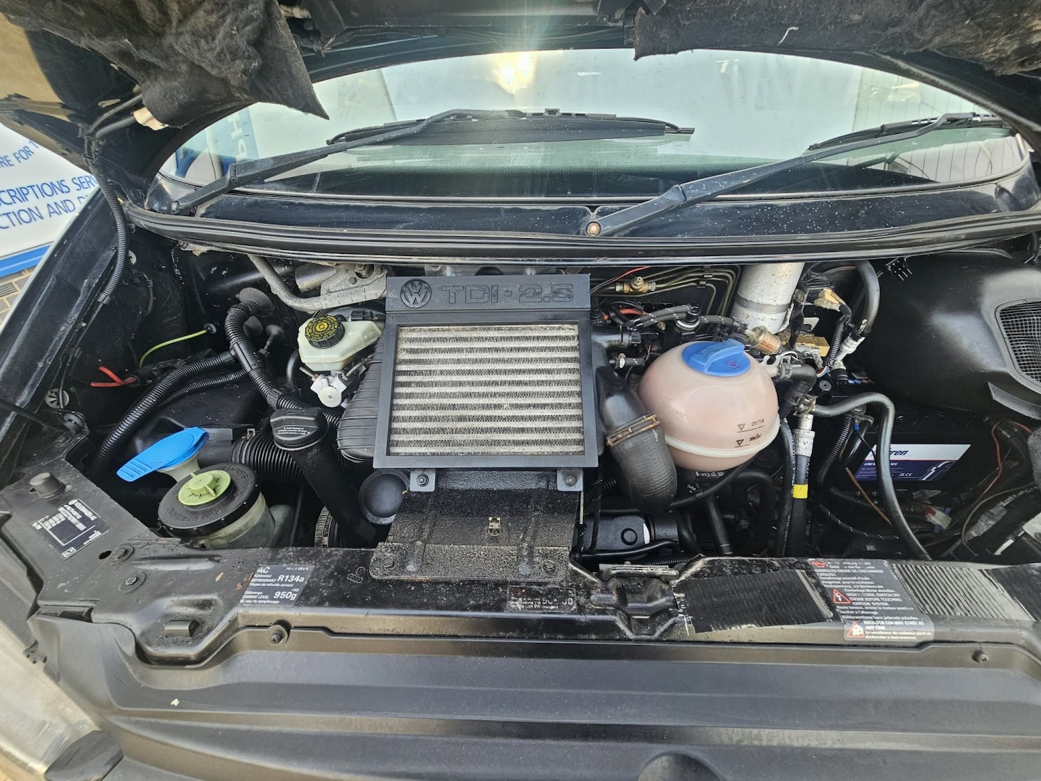 Used Volkswagen Caravelle 1998 for sale - 77694375: Photo 12