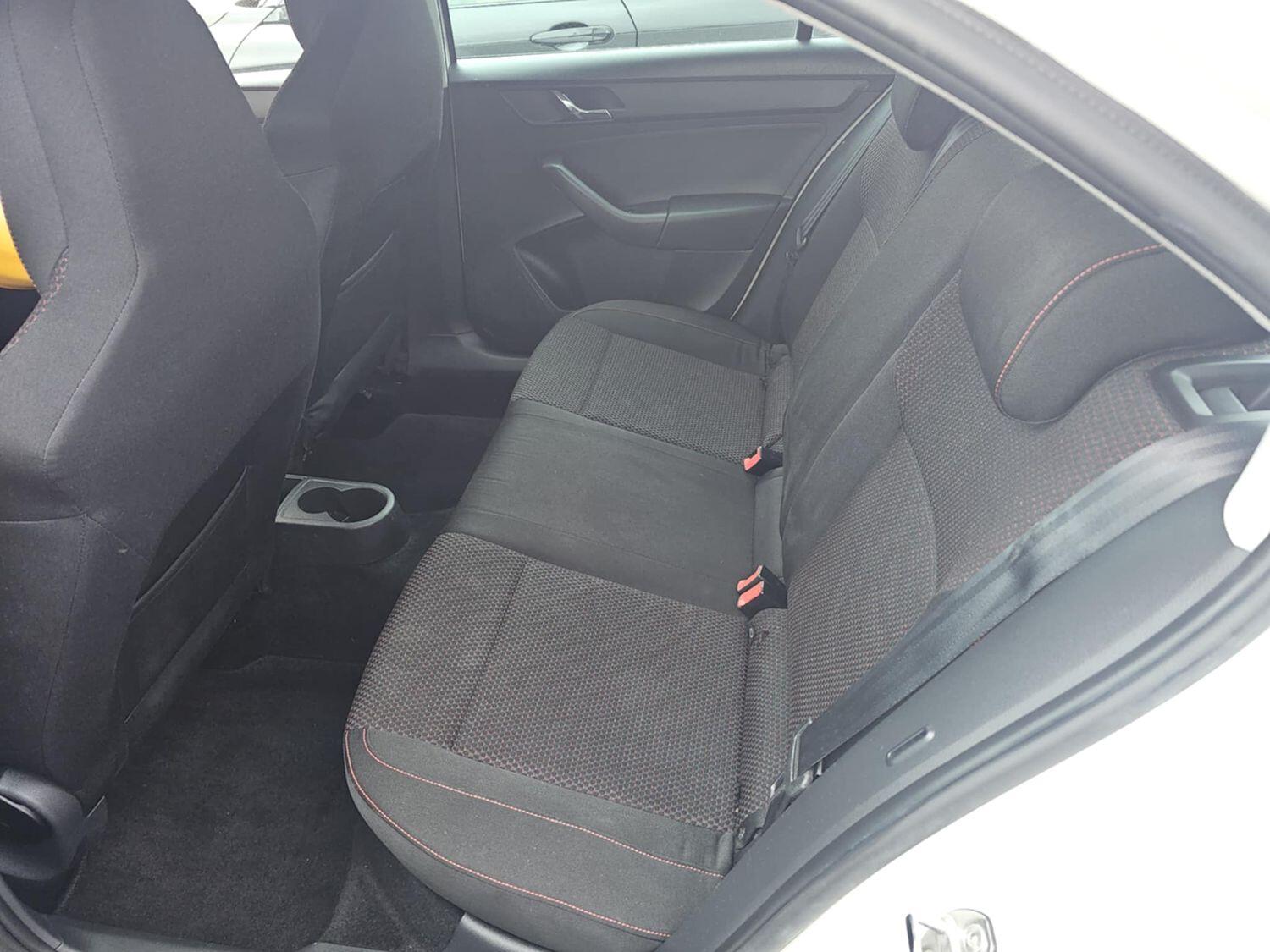 Used Skoda Rapid 2014 for sale - 76387354: Photo 12