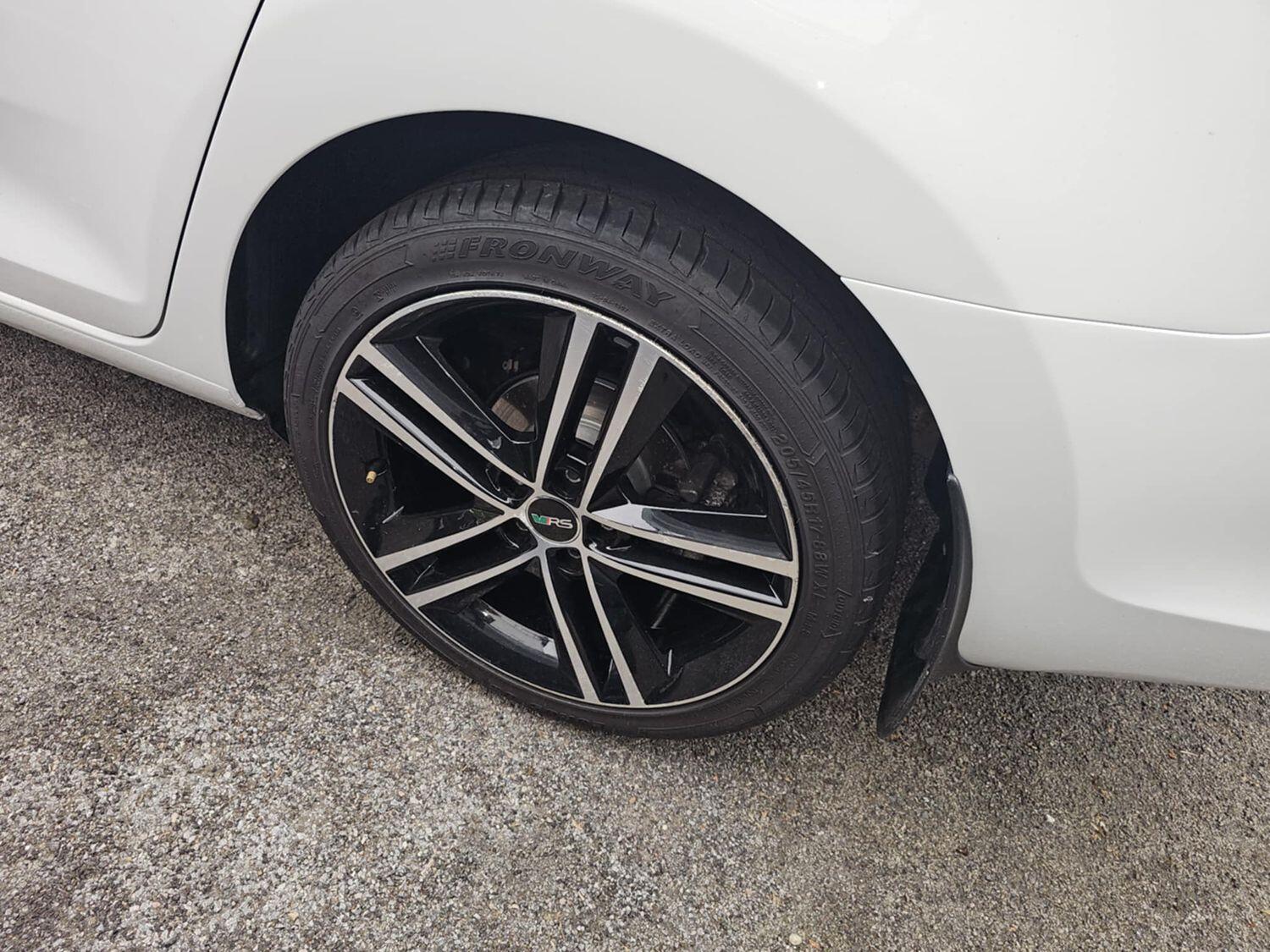 Used Skoda Rapid 2014 for sale - 76387354: Photo 15