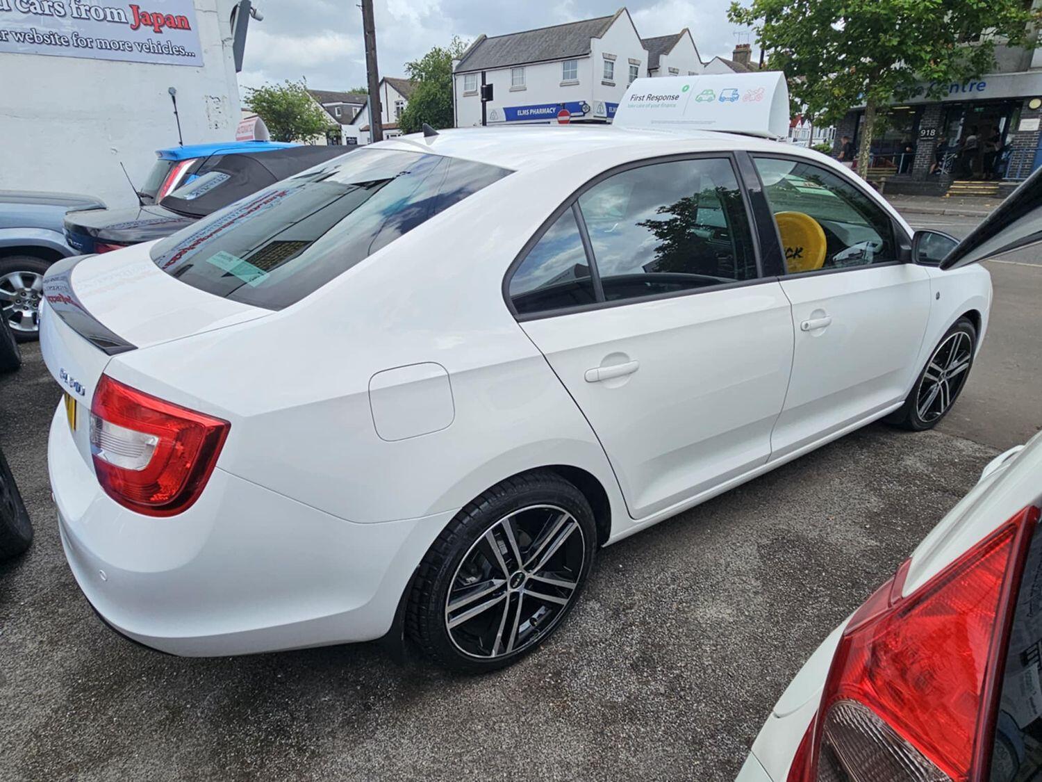 Used Skoda Rapid 2014 for sale - 76387354: Photo 3