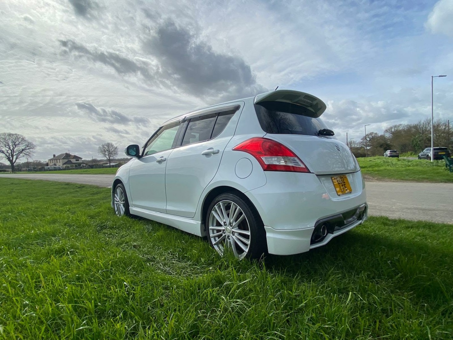 Used Suzuki Swift for sale - 77906453: Photo 4