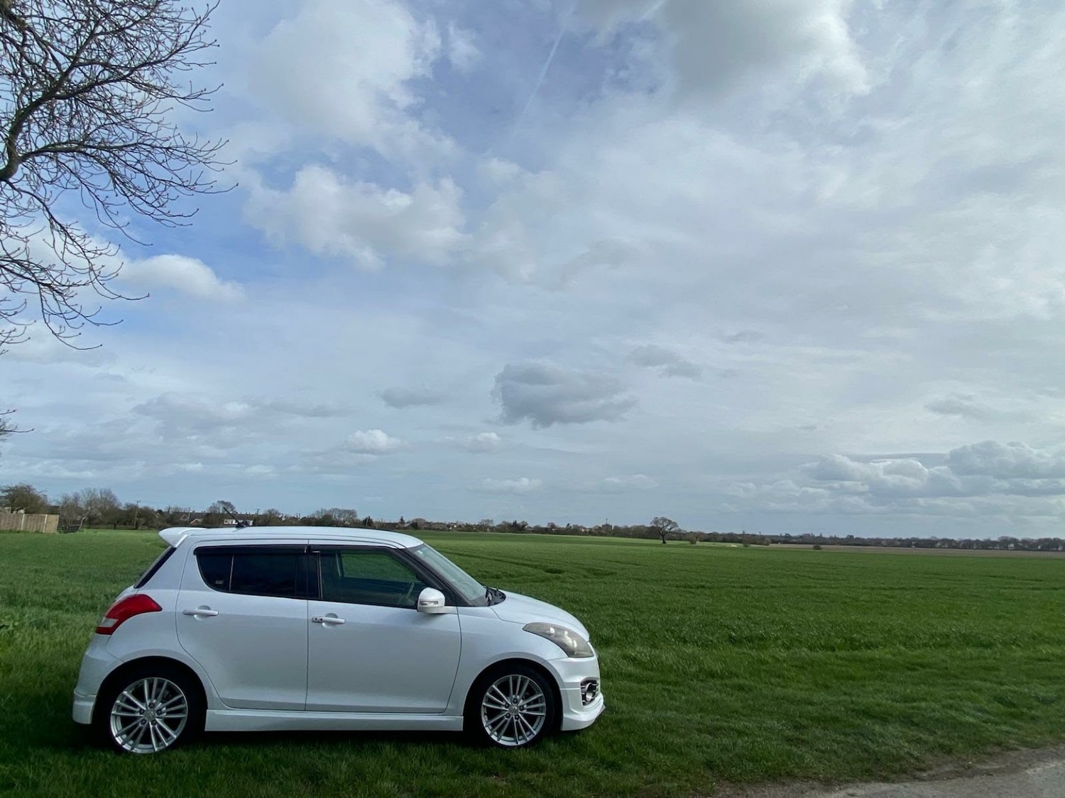 Used Suzuki Swift for sale - 77906453: Photo 5