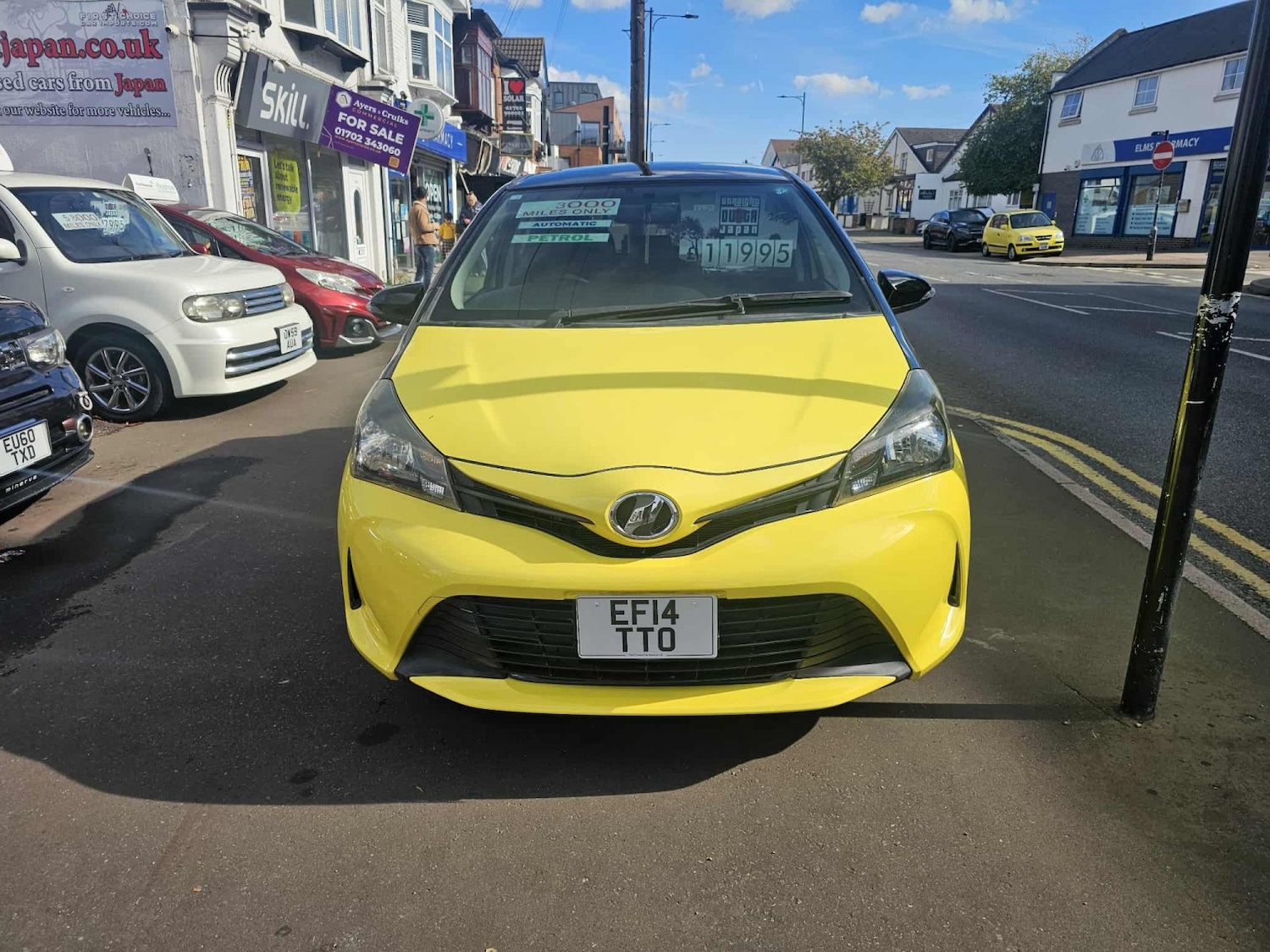 Used Toyota Vitz 2024 for sale - 76793979: Photo 2