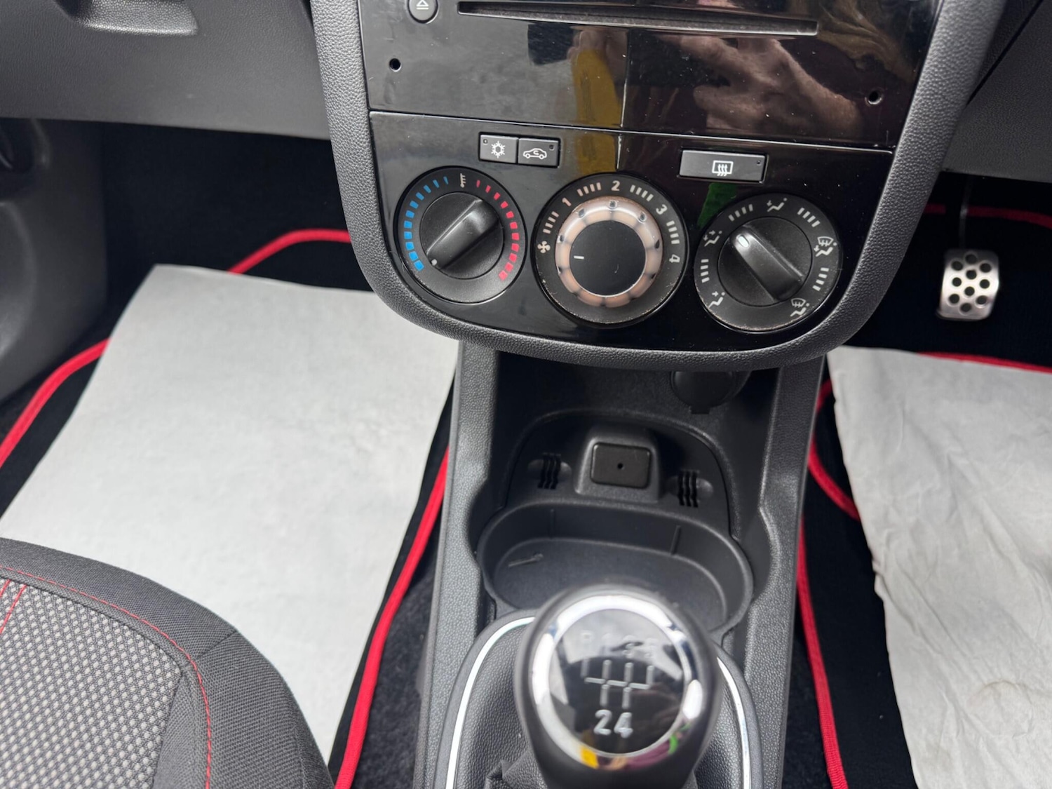 Used Vauxhall Corsa 2011 for sale - 76716885: Photo 15