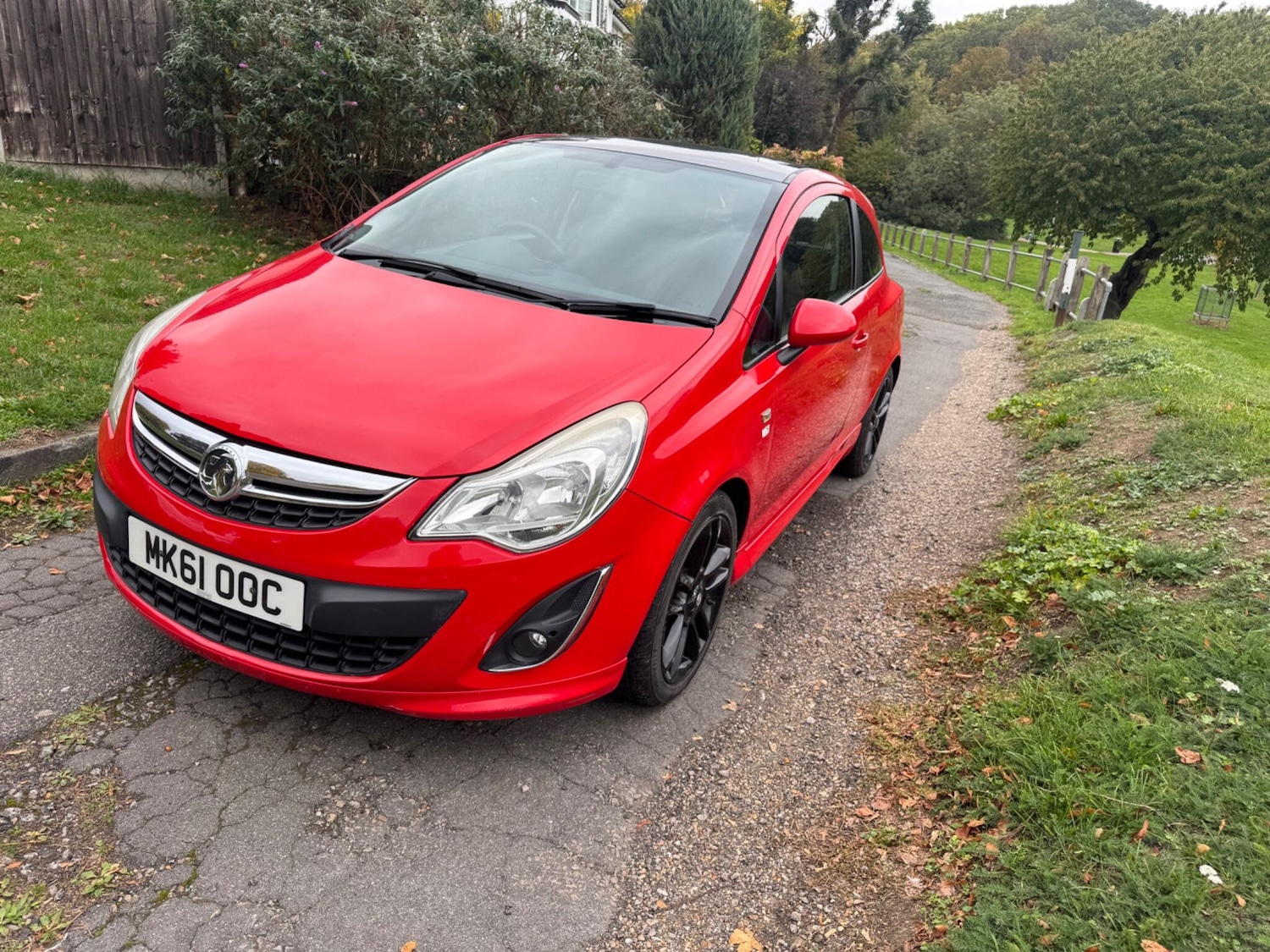 Used Vauxhall Corsa 2011 for sale - 76716885: Photo 3