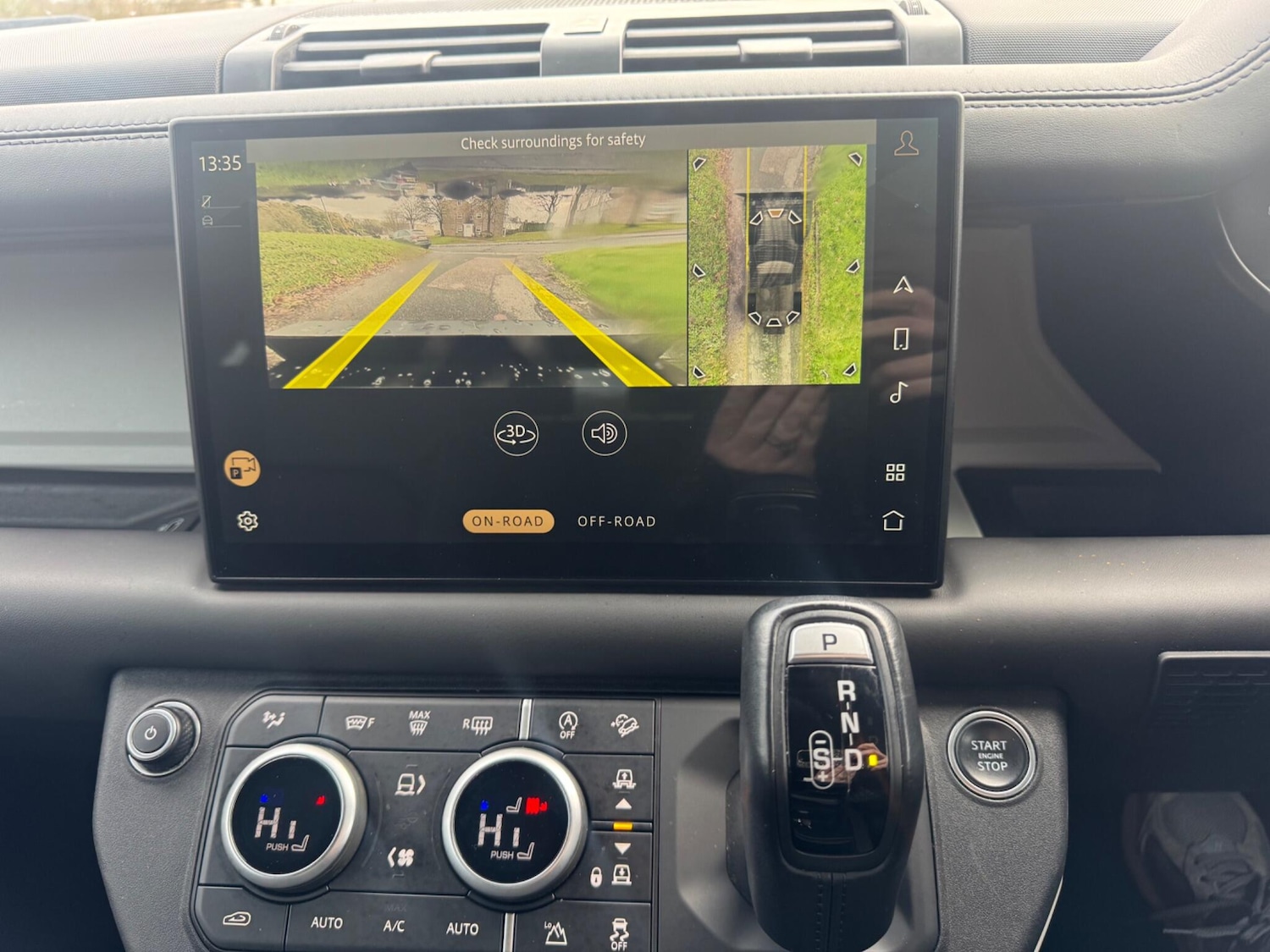 Used Land Rover Defender 2022 for sale - 76716882: Photo 28