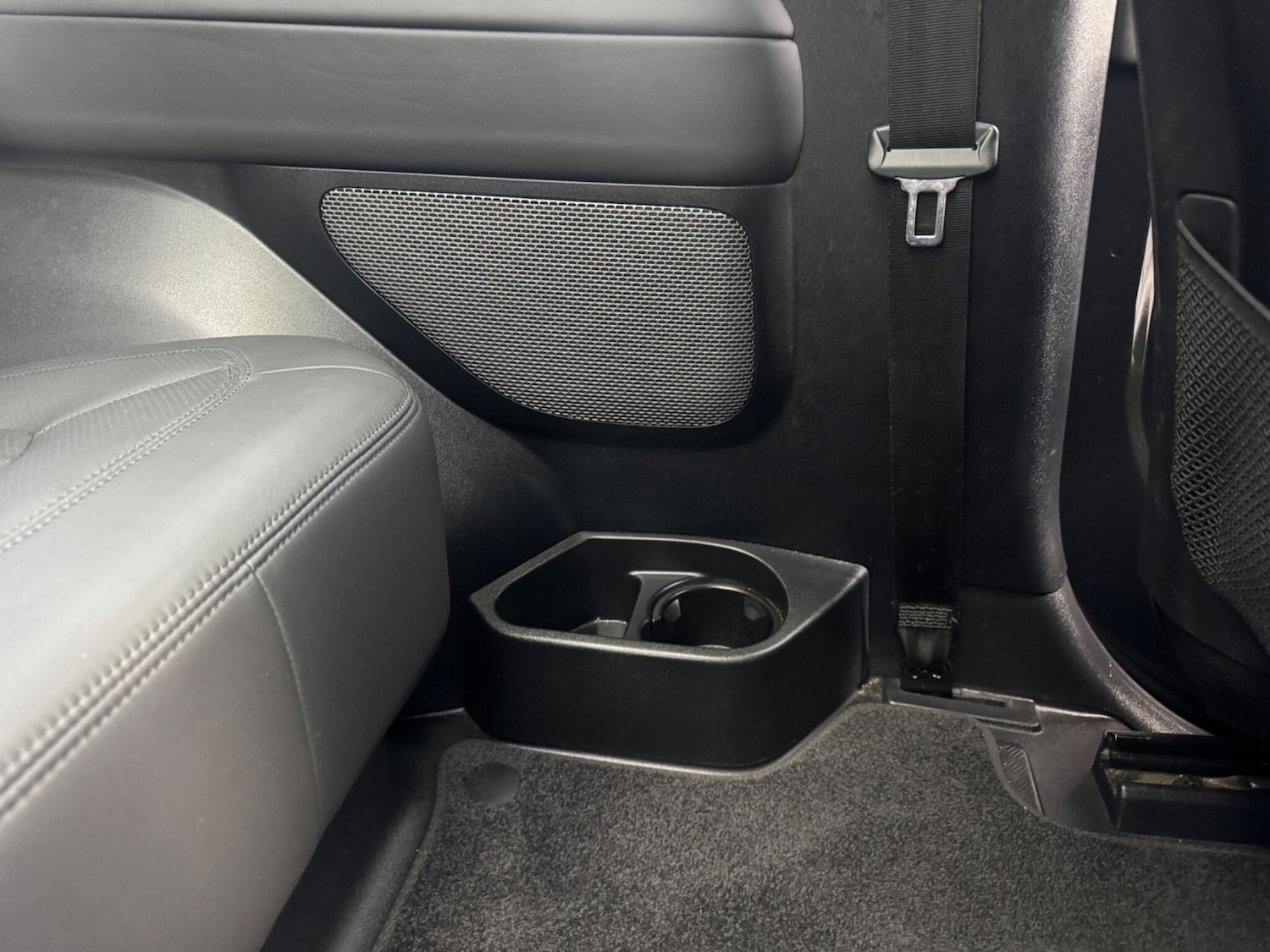 Used Land Rover Defender 2022 for sale - 76716882: Photo 45