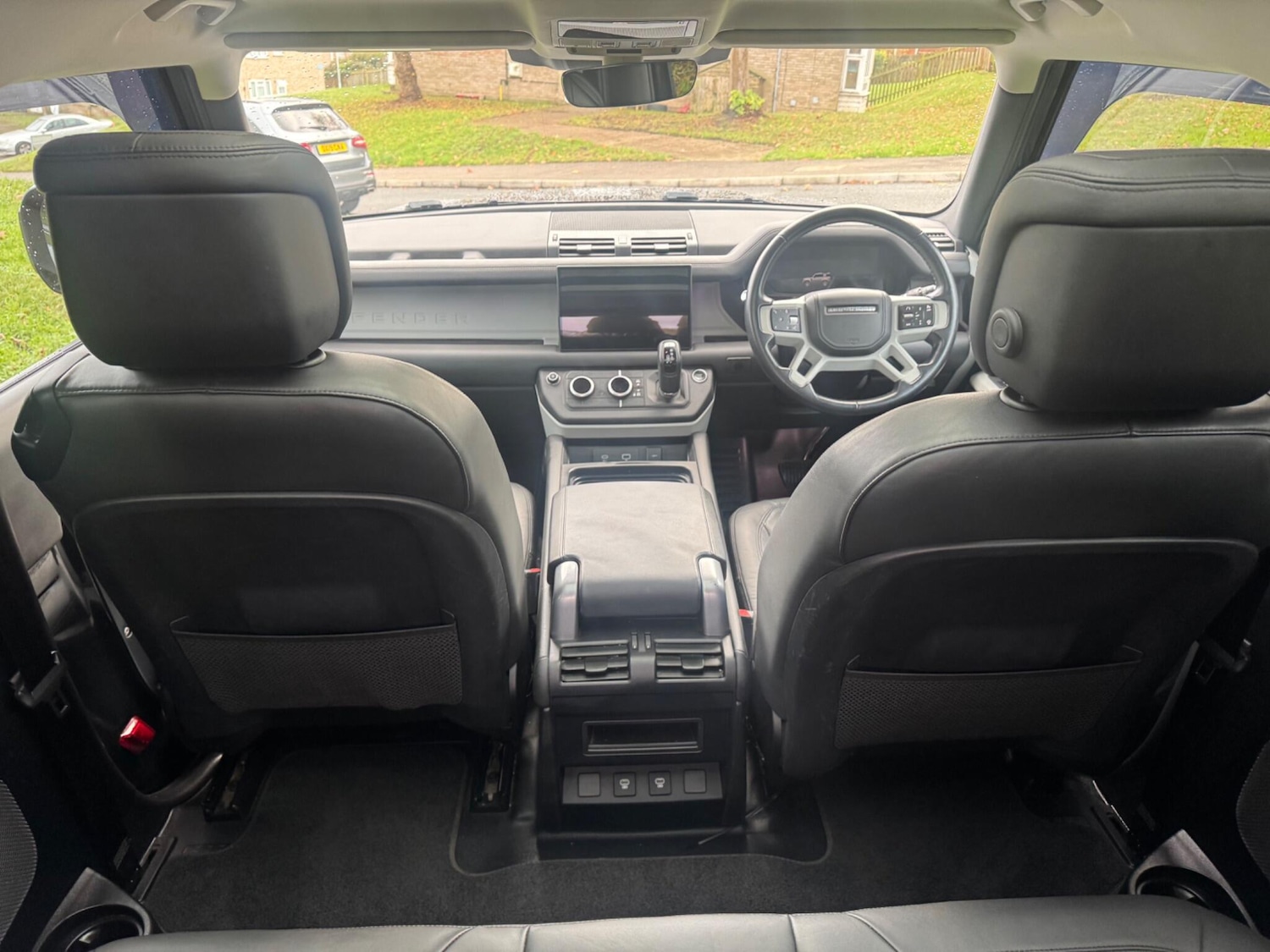 Used Land Rover Defender 2022 for sale - 76716882: Photo 8