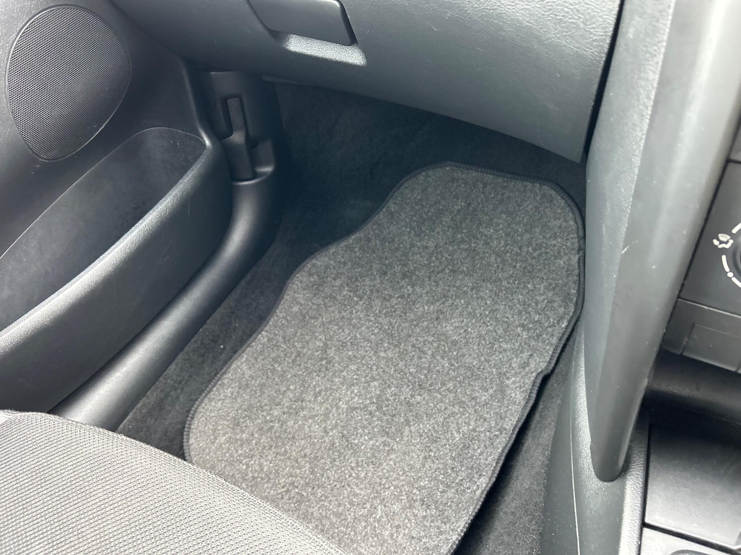 Used Peugeot 207 2009 for sale - 77695465: Photo 13