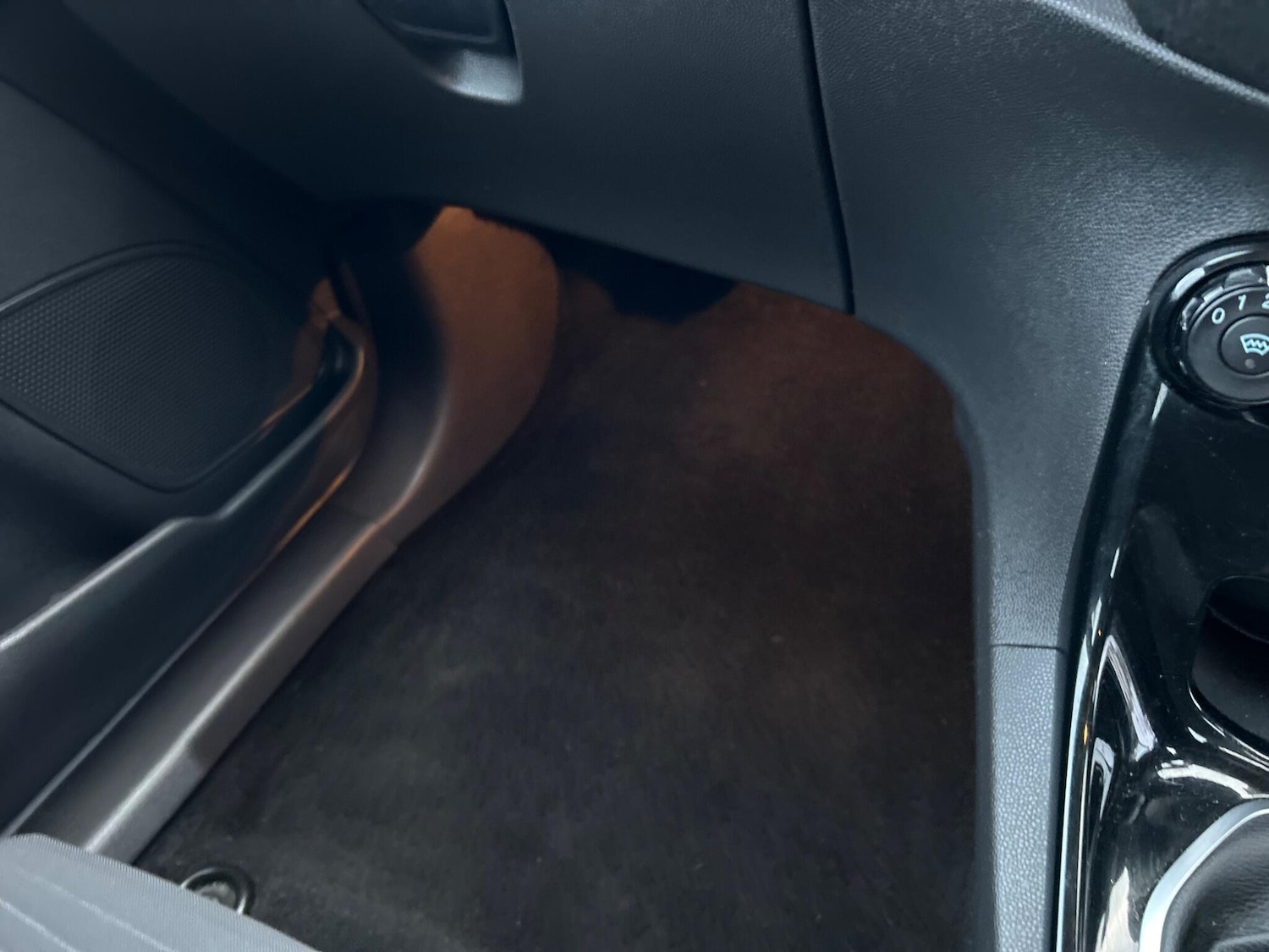 Used Ford Fiesta 2014 for sale - 77695513: Photo 12