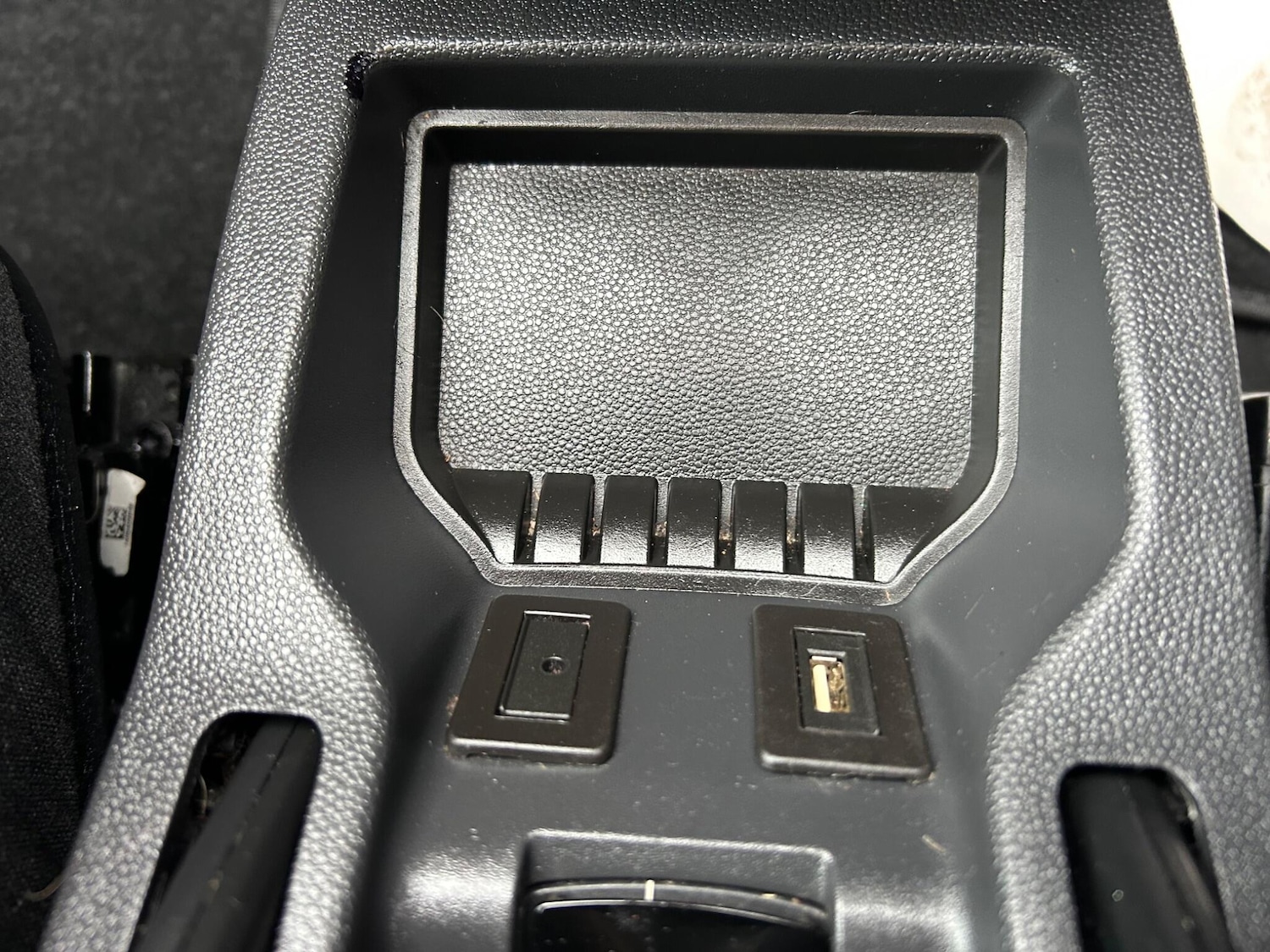 Used Vauxhall Zafira 2014 for sale - 76716877: Photo 24