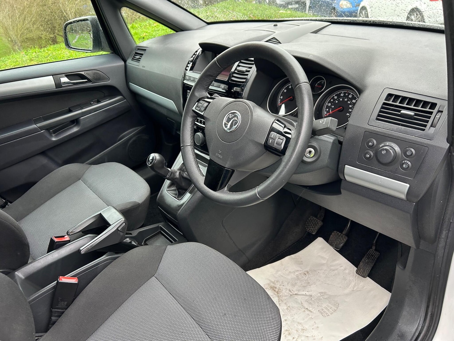 Used Vauxhall Zafira 2014 for sale - 76716877: Photo 9