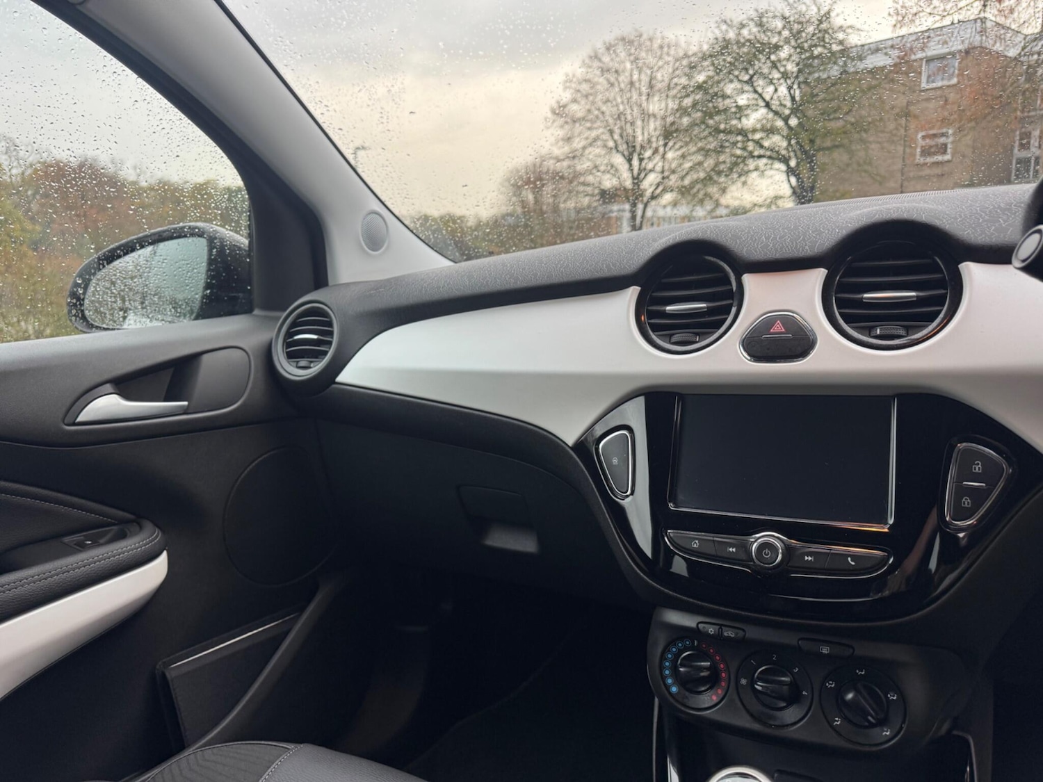 Used Vauxhall ADAM 2016 for sale - 76716872: Photo 14