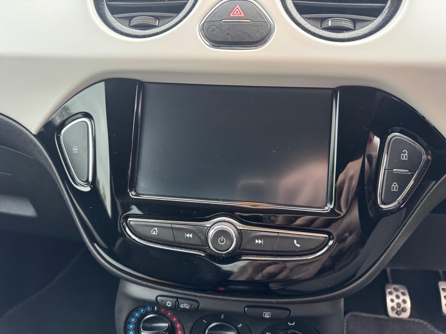 Used Vauxhall ADAM 2016 for sale - 76716872: Photo 18