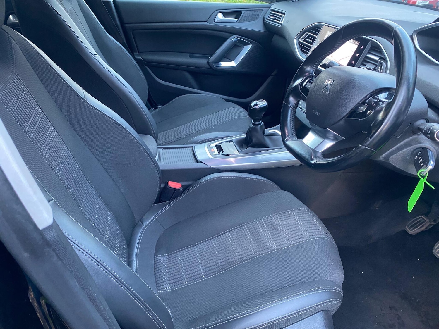 Used Peugeot 308 2020 for sale - 76716876: Photo 9