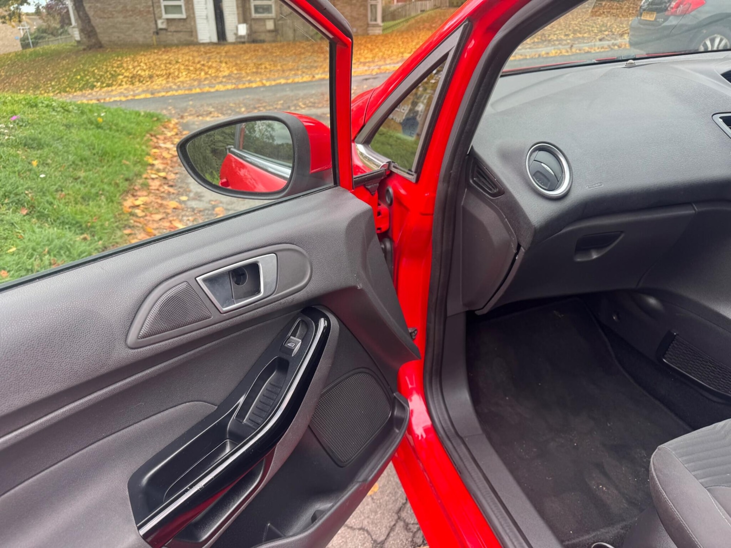 Used Ford Fiesta 2016 for sale - 76716871: Photo 14