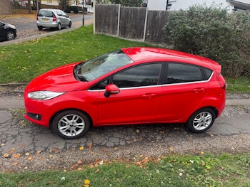 Used Ford Fiesta 2016 for sale - 76716871: Photo