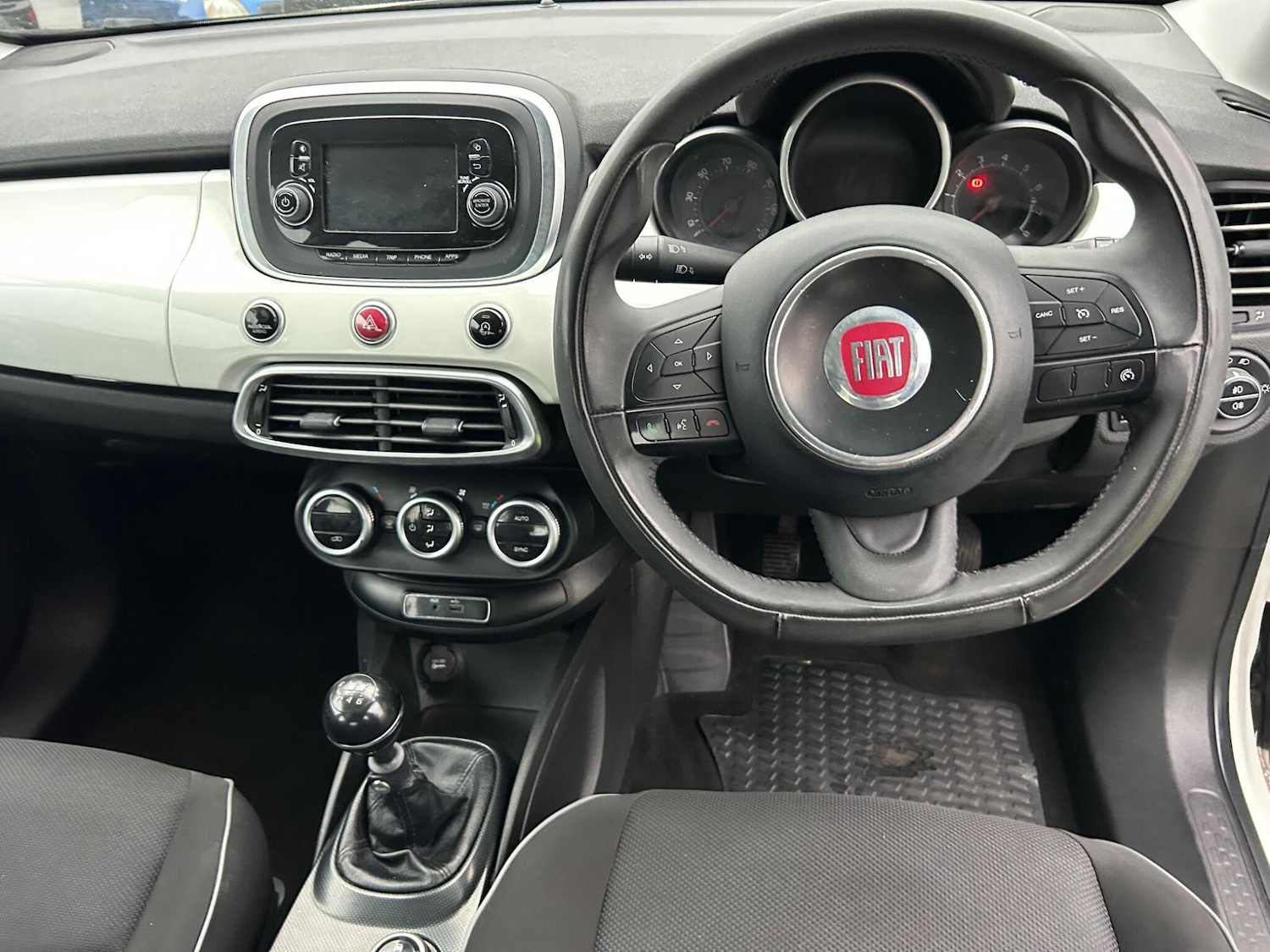 Used Fiat 500X 2015 for sale - 76716878: Photo 22