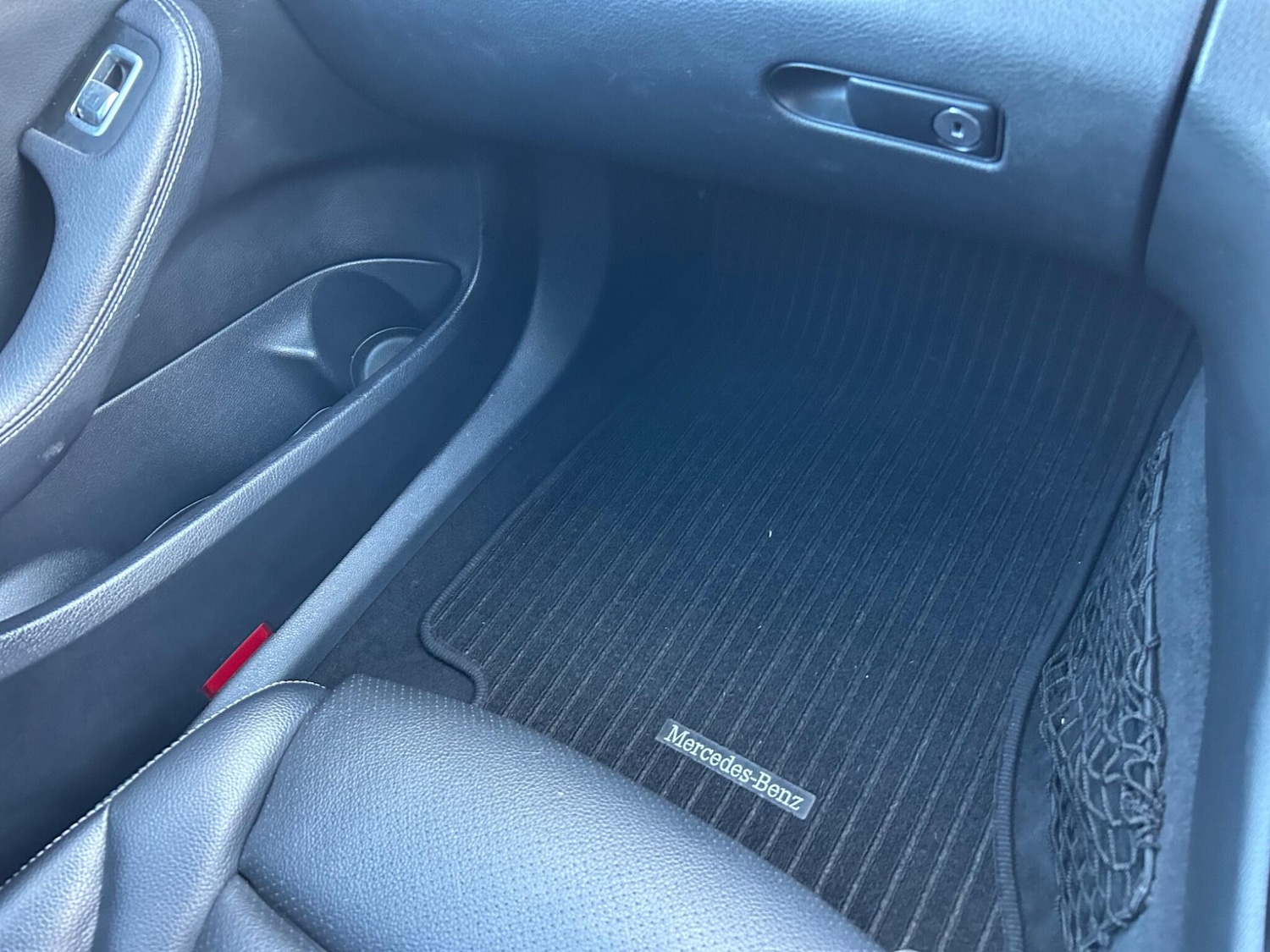 Used Mercedes-Benz C Class 2017 for sale - 76716875: Photo 13