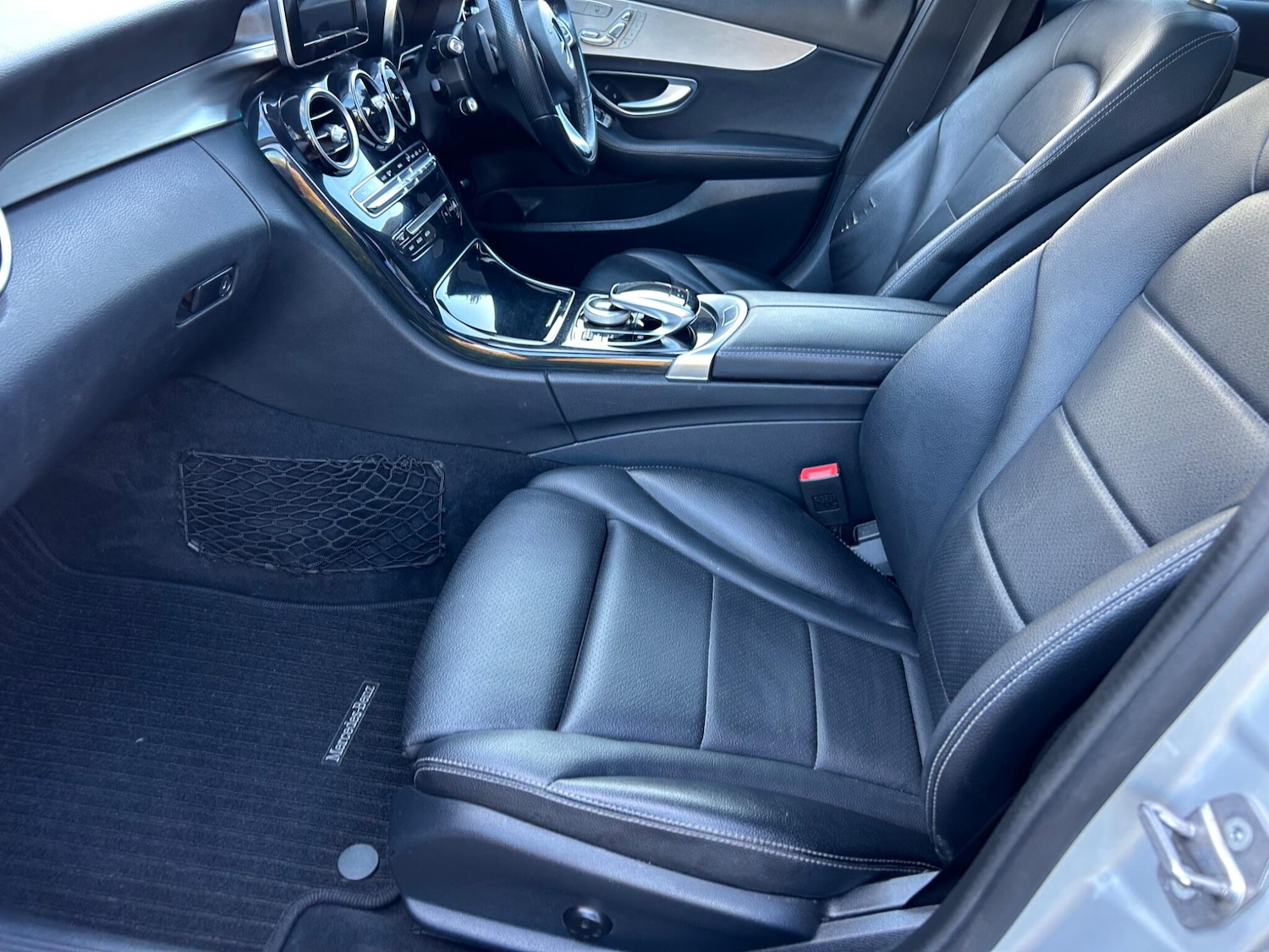 Used Mercedes-Benz C Class 2017 for sale - 76716875: Photo 16