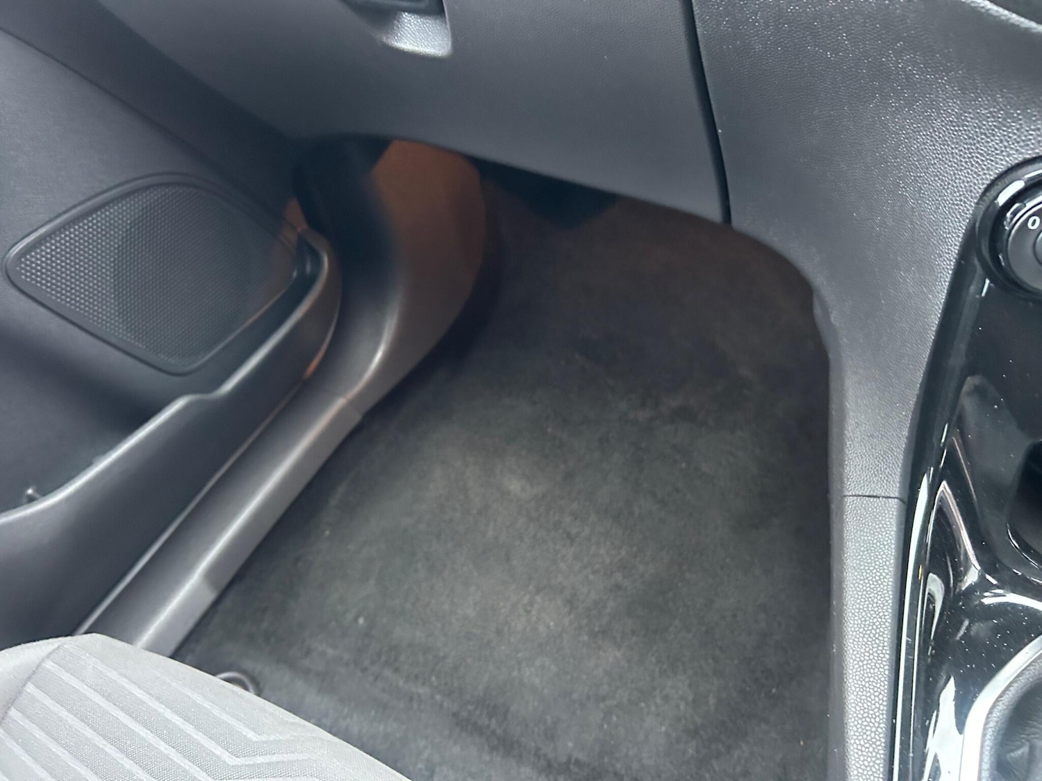 Used Ford Fiesta 2016 for sale - 77695678: Photo 12