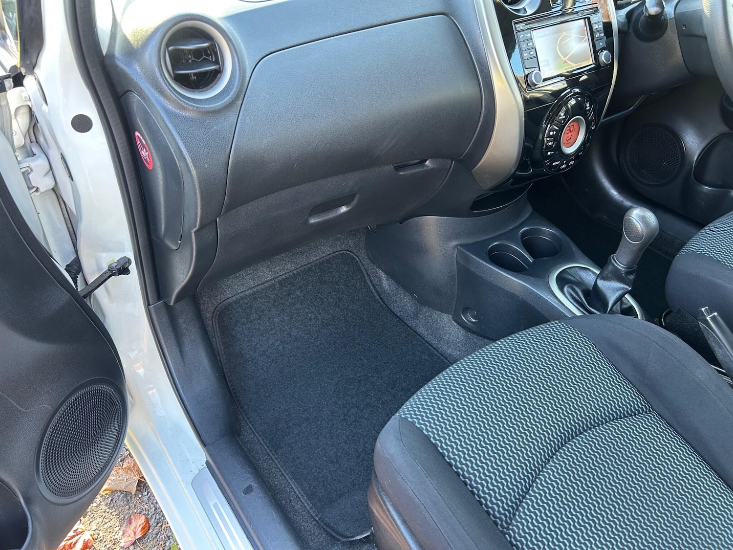 Used Nissan Note 2014 for sale - 76716870: Photo 13