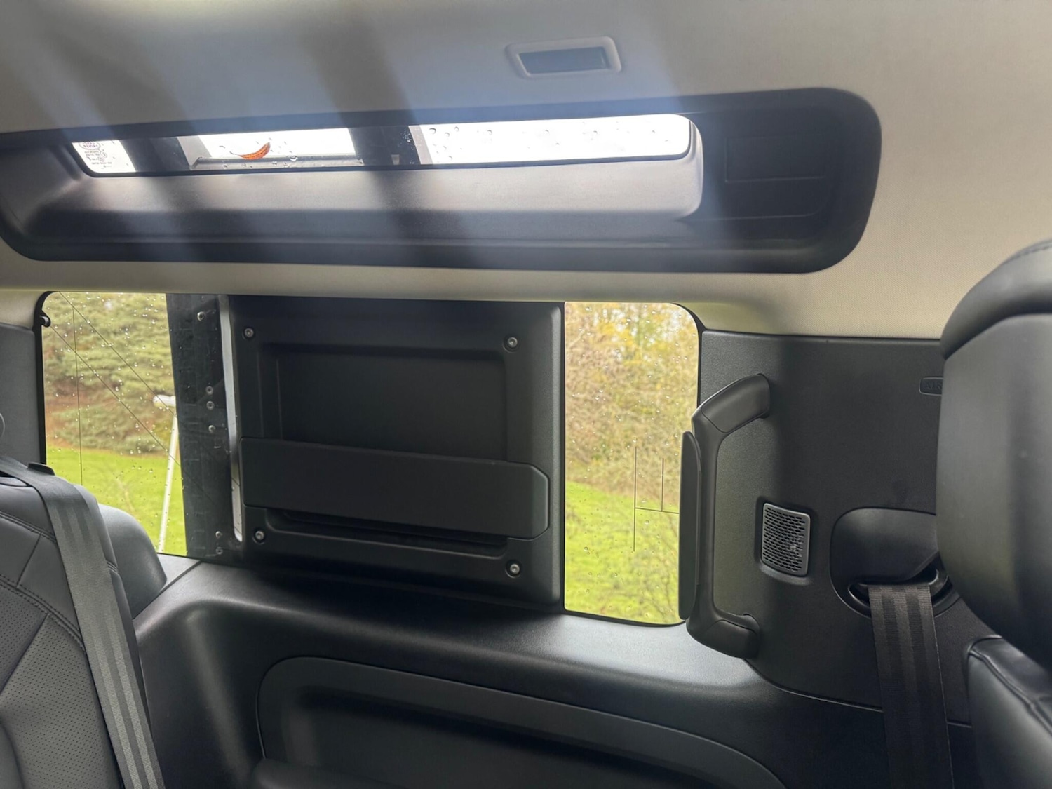 Used Land Rover Defender 2022 for sale - 76990557: Photo 12