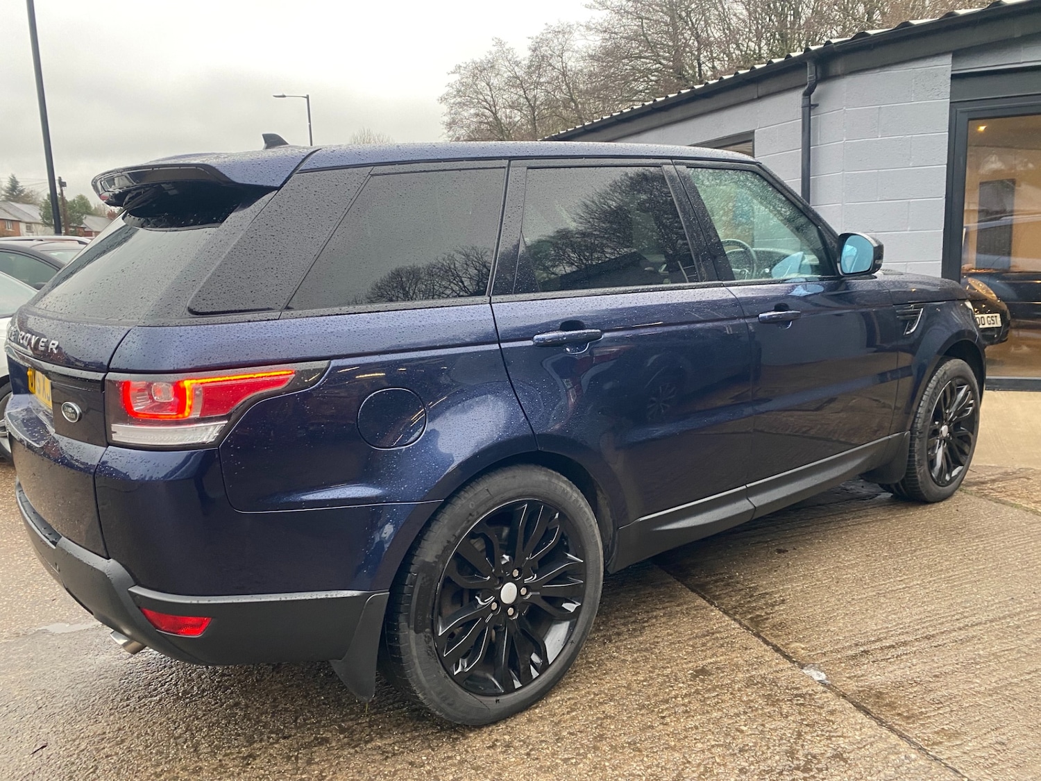 Used Land Rover Range Rover Sport 2015 for sale - 77261461: Photo 11