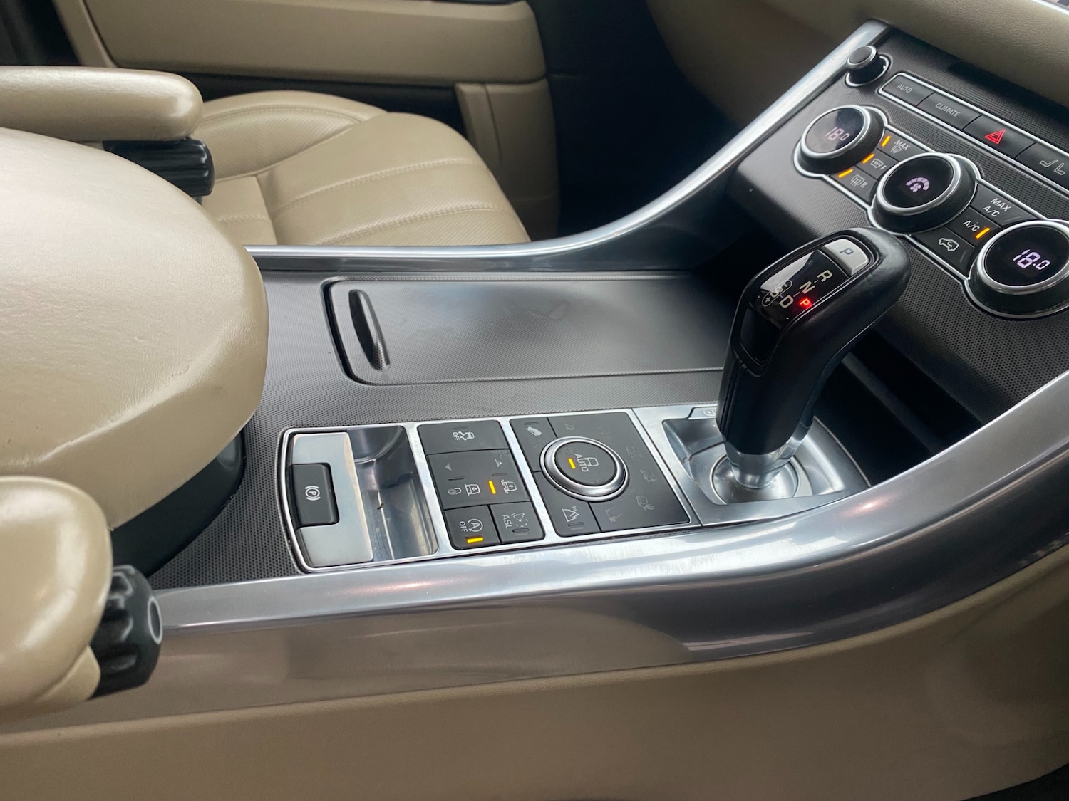 Used Land Rover Range Rover Sport 2015 for sale - 77261461: Photo 23