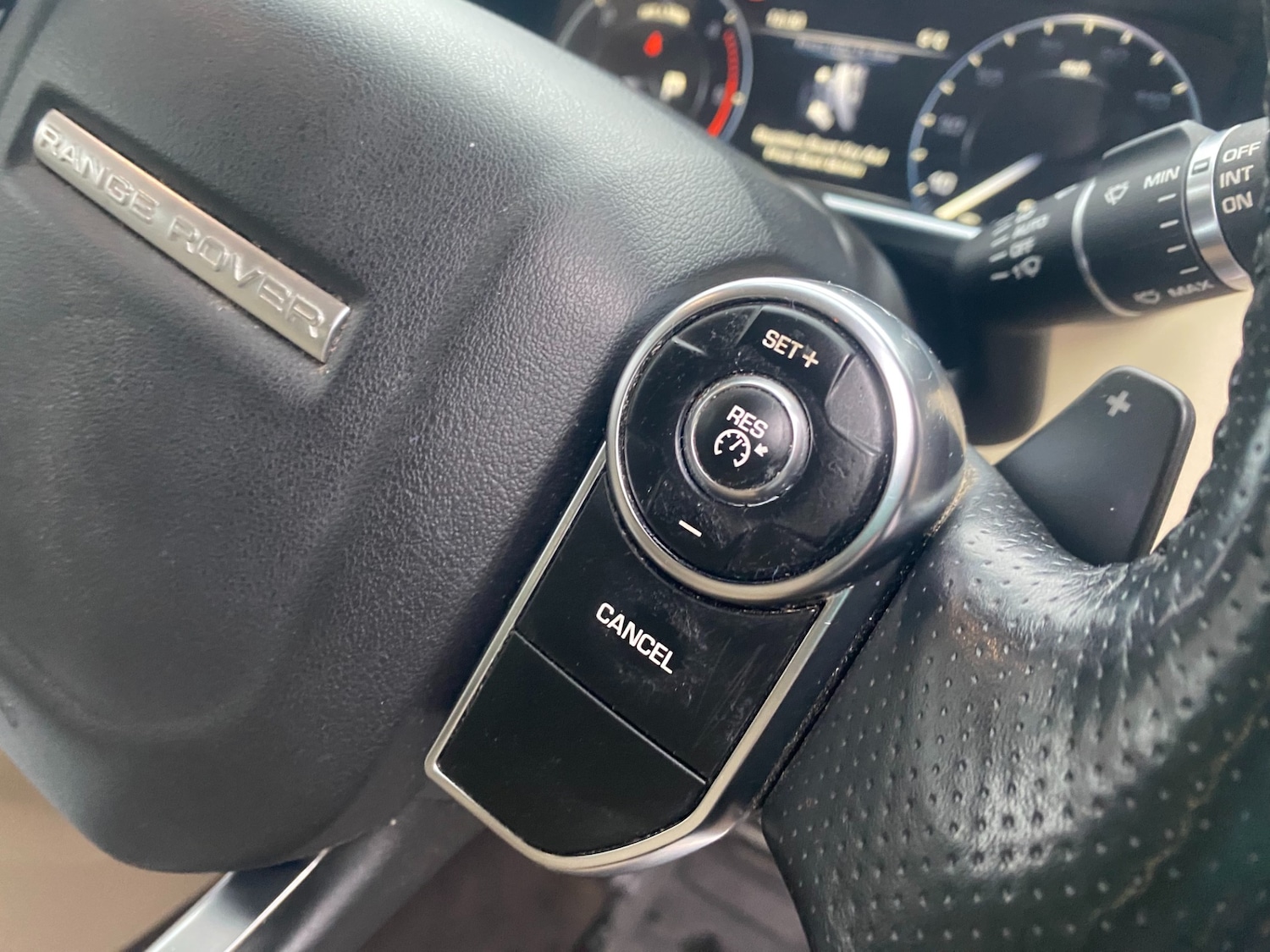 Used Land Rover Range Rover Sport 2015 for sale - 77261461: Photo 25